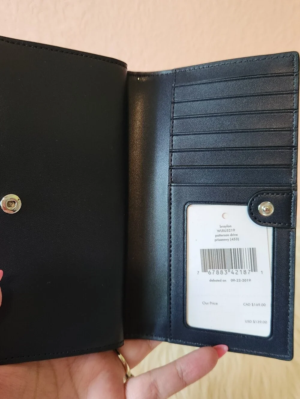 Kate Spade Braylon Navy Pebbled Leather BiFold Wallet OS